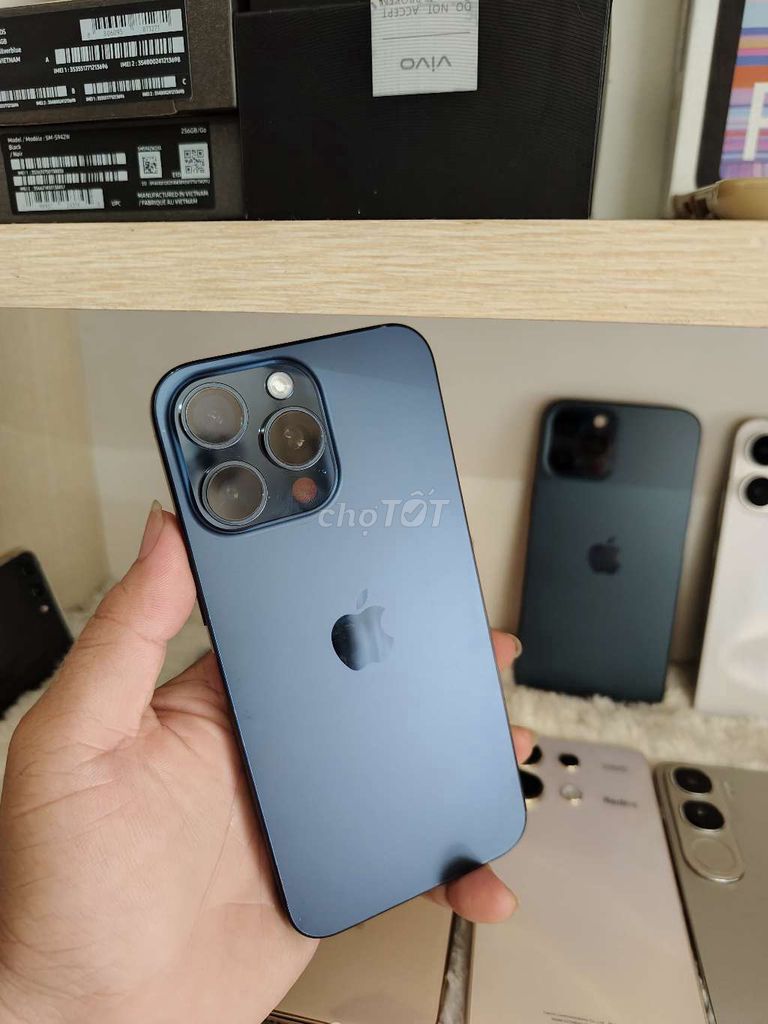 iPhone 15 Pro Max 256GB Xanh VN 98-99%. Mua bán Điện thoại tại Quận Tân Phú Tp Hồ Chí Minh được đăng bởi LUCKY SHOP hình 1