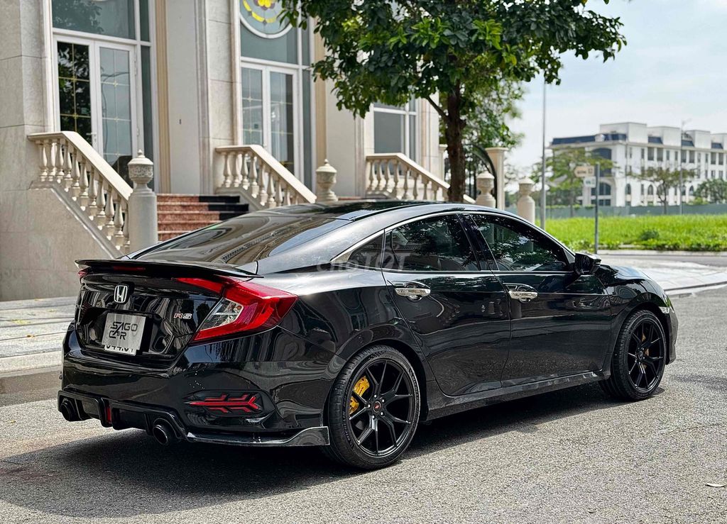 Honda Civic 2019 RS Đen 50.000 km. Mua bán Ô tô tại Thành phố Thủ Đức Tp Hồ Chí Minh được đăng bởi  Thắng Xe Cũ TPHCM hình 7
