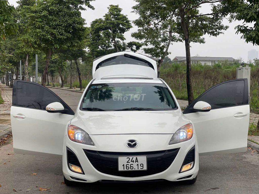 Mazda 3 2011 1.6 AT Sedan - 10000 km. Mua bán Ô tô tại Quận Hà Đông Hà Nội được đăng bởi Tiến Mình hình 1