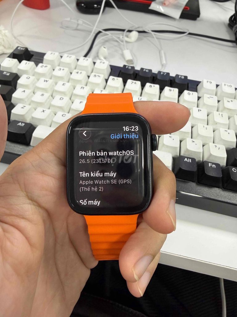 Apple Watch SE 2 Đen cũ. Mua bán Thiết bị đeo thông minh tại Quận Sơn Trà Đà Nẵng được đăng bởi lộc hình 1