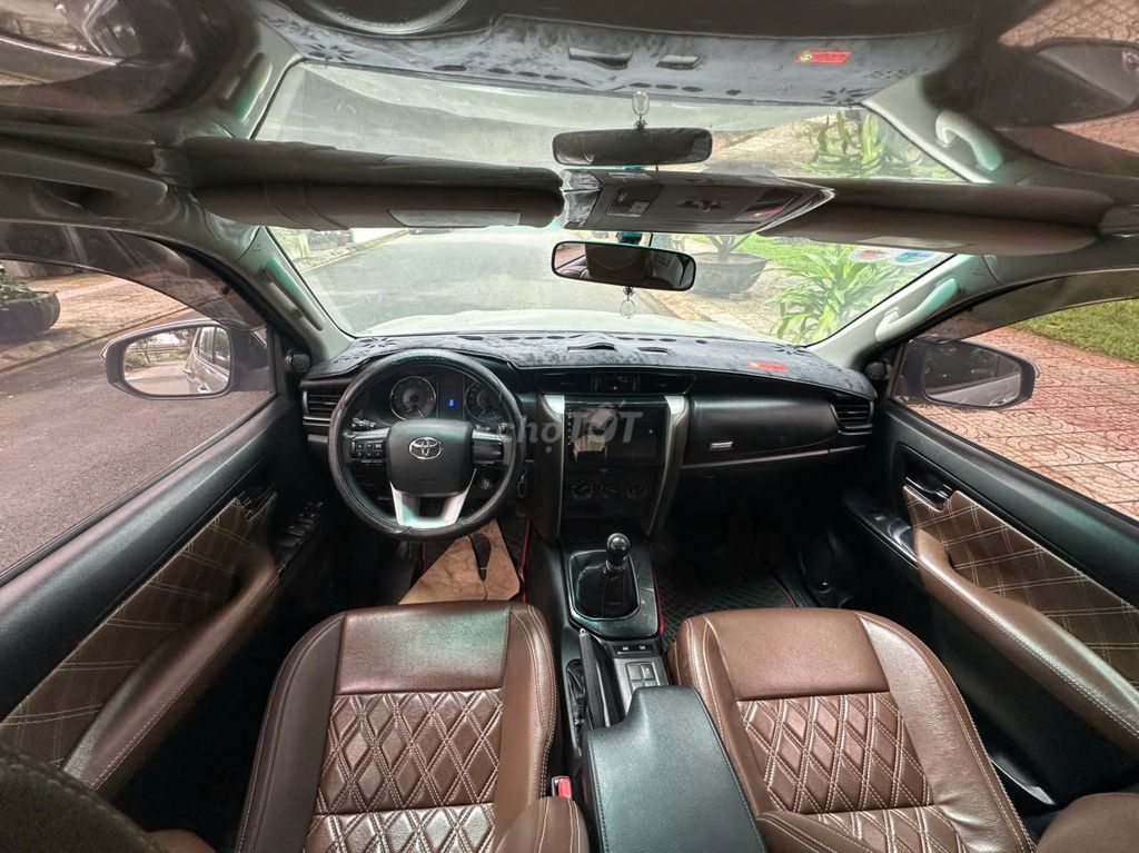 FORTUNER 2018 SỐ SÀN MÁY DẦU NHẬP KHẨU GIÁ CỰC Rẻ. Mua bán Ô tô tại Quận 7 Tp Hồ Chí Minh được đăng bởi USED CARS TRUNG KIÊN hình 15