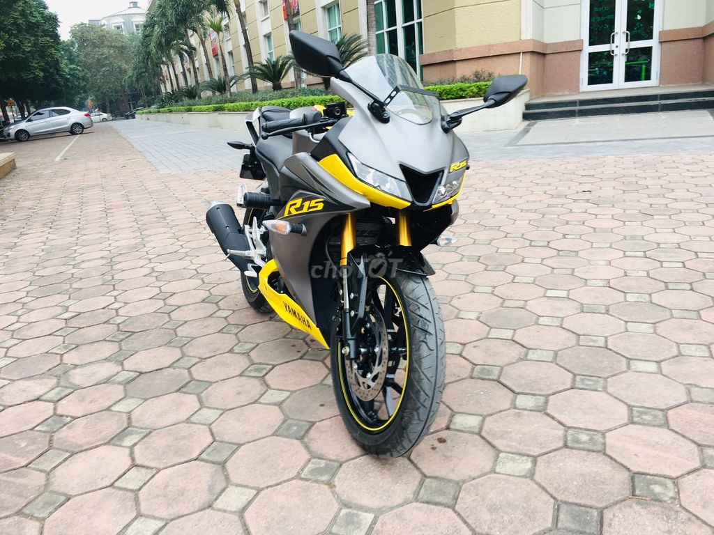 YAMAHA  r15 v3 135 BẢN ĐẶC BIỆT CHÍNH CHỦ ĐK 2023. Mua bán Xe máy tại Quận Nam Từ Liêm Hà Nội được đăng bởi Hồng Nhung hình 4