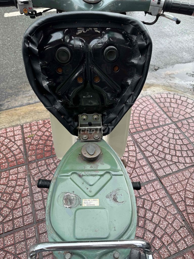 cub 81/50 kim vàng giọt lệ bstp chính chủ. Mua bán Xe máy tại Quận Phú Nhuận Tp Hồ Chí Minh được đăng bởi Mua xe củ giá cao hình 12