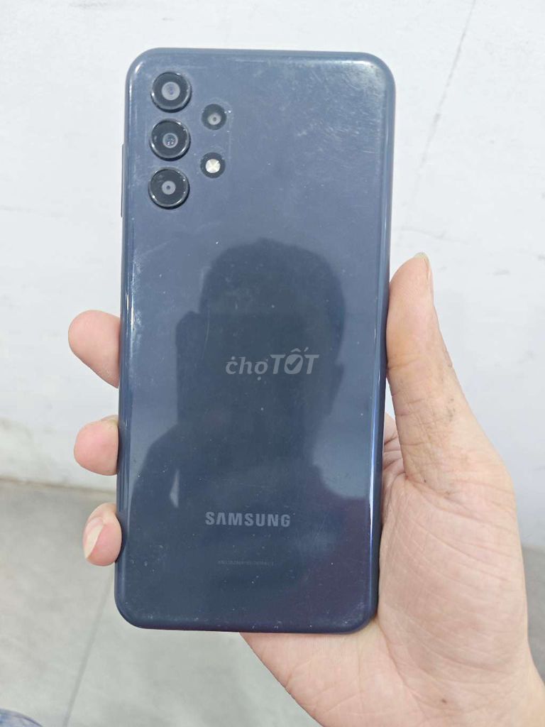 Samsung A13, 4/128, zin full cn, pin 5k, máy trần. Mua bán Điện thoại tại Quận Đống Đa Hà Nội được đăng bởi Nguyễn hình 1