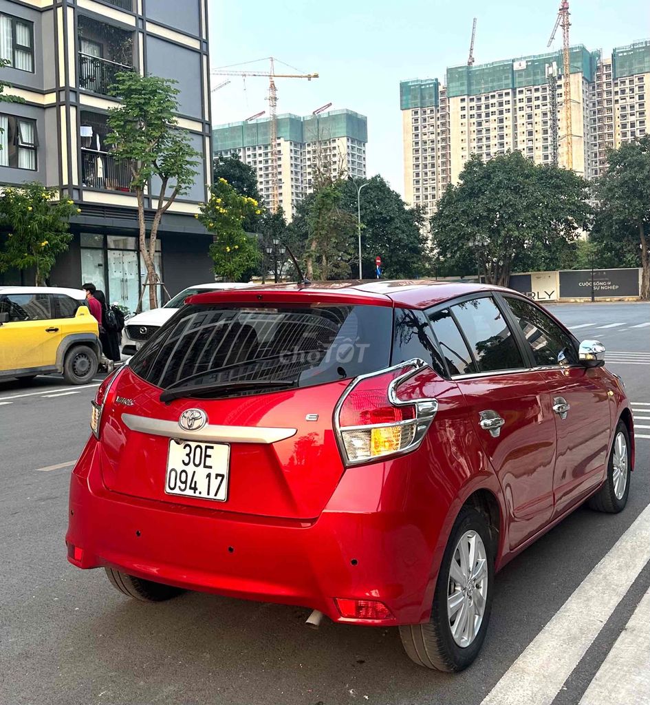 Toyota Yaris E 2016 Đỏ 120000 km. Mua bán Ô tô tại Quận Long Biên Hà Nội được đăng bởi Nguyễn Văn Tuấn hình 3