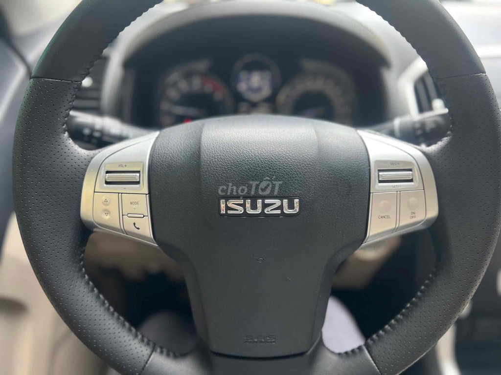 Isuzu Mu X 2018 1.9 4X2 AT - 88000 km. Mua bán Ô tô tại Quận Tân Phú Tp Hồ Chí Minh được đăng bởi phan khanh hình 10