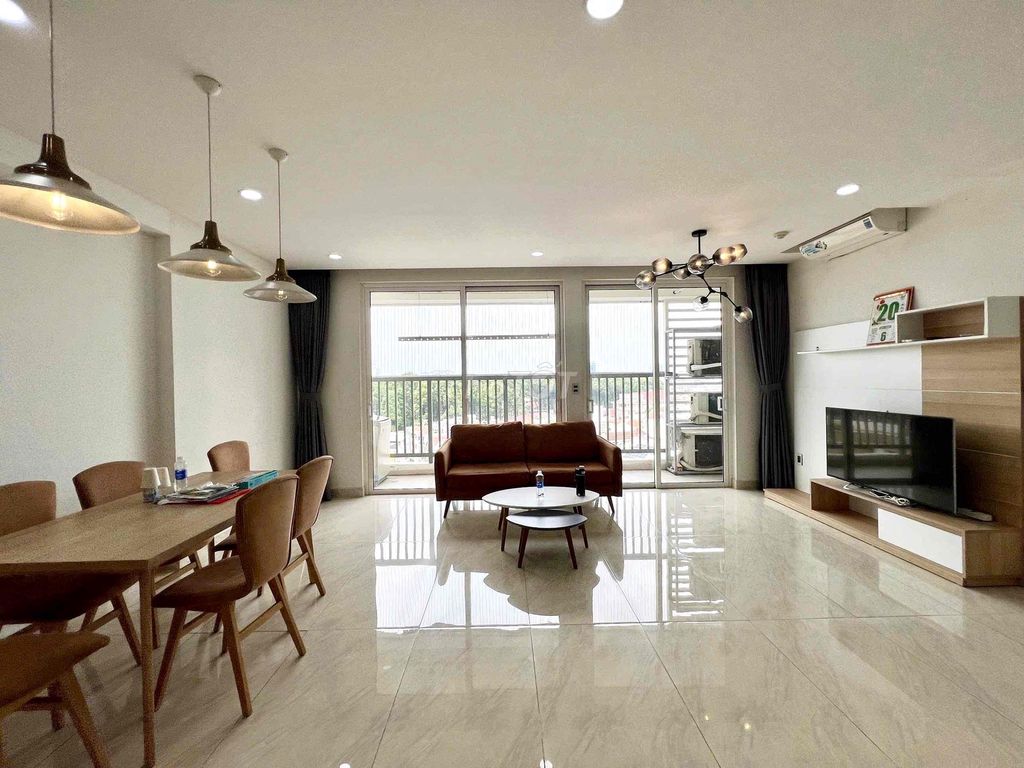 Аренда · 2 комн. · 85 м² · Quận Phú Nhuận, ул. Hồng Hà