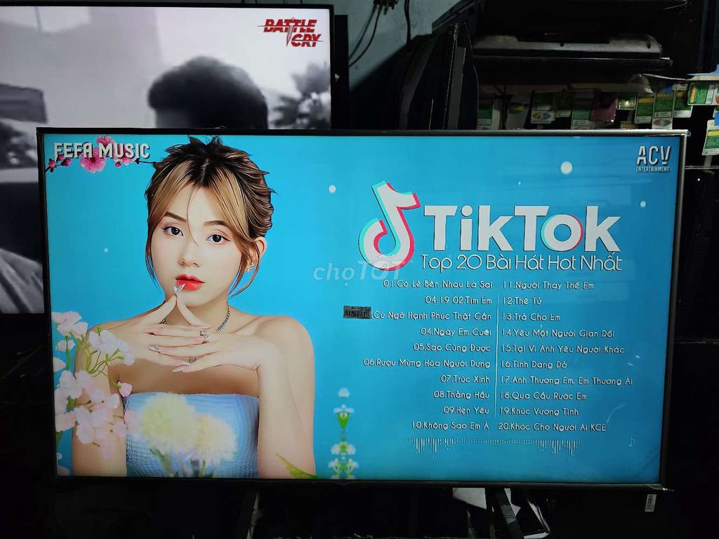 Smart Tivi Samsung 4K 55 inch- 55"NU7400. Siêu Nét