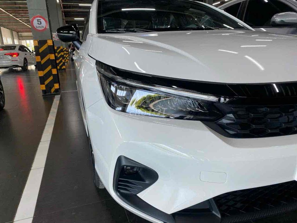 Honda City RS Trắng sẵn giao ngay giá tốt. Mua bán Ô tô tại Huyện Hoài Đức Hà Nội được đăng bởi Thành Long Honda Hà Nội hình 13