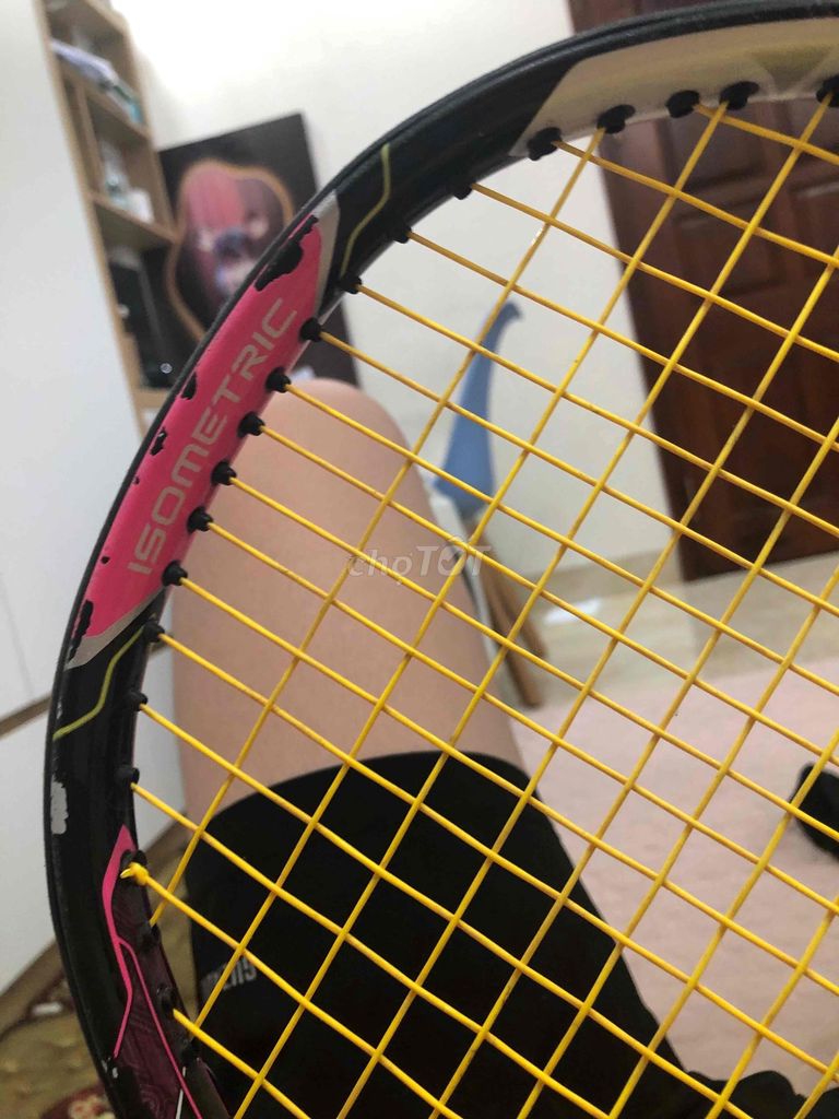 Vợt cầu lông Yonex Đen hồng. Mua bán Đồ thể thao, Dã ngoại tại Quận Long Biên Hà Nội được đăng bởi Phạm Duy Linh hình 1