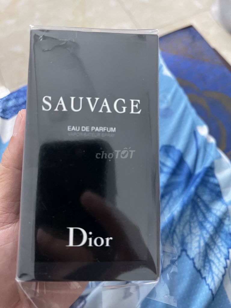 Cần bán dior sauvage 60ml