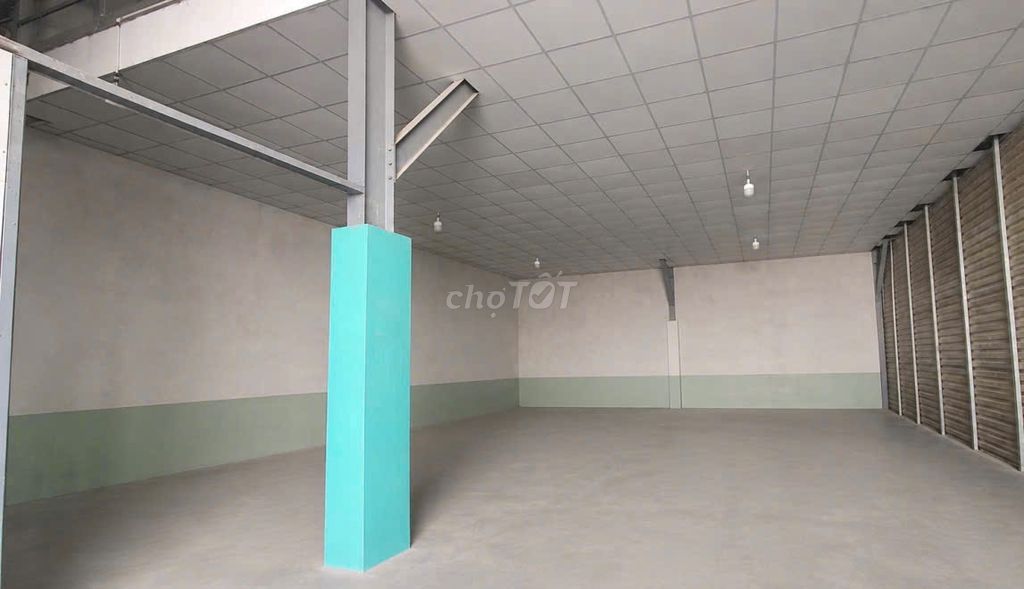Cho thuê kho gần đường Phạm Hùng, 300m² sử dụng – xe tải 8 tấn
