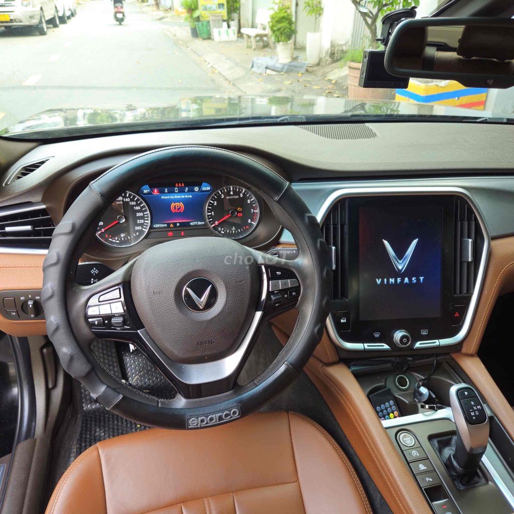 VinFast Lux A2.0 Premium 2021 - 43000 km. Mua bán Ô tô tại Thành phố Thủ Đức Tp Hồ Chí Minh được đăng bởi Nguyễn Công Vinh hình 8
