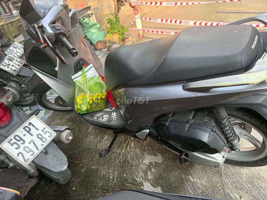 Хонда SH 150i АБС серый 2019