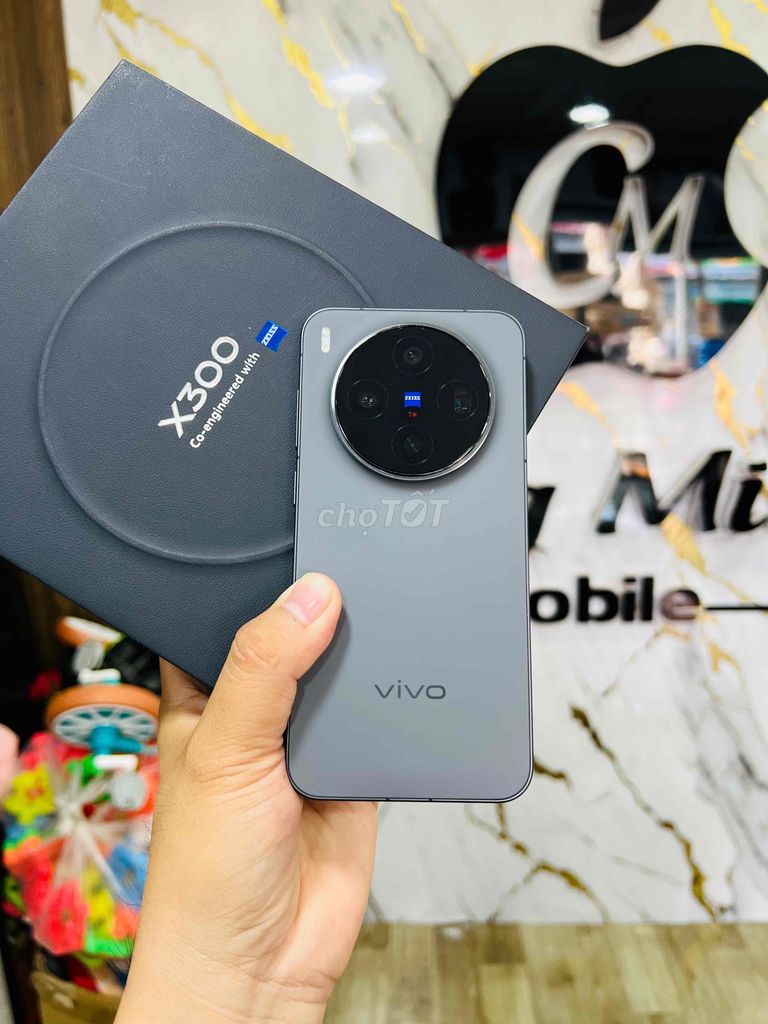 Vivo X300 5G Chính Hãng. Mua bán Điện thoại tại Thành phố Tây Ninh Tây Ninh được đăng bởi Công Minh Mobile hình 1