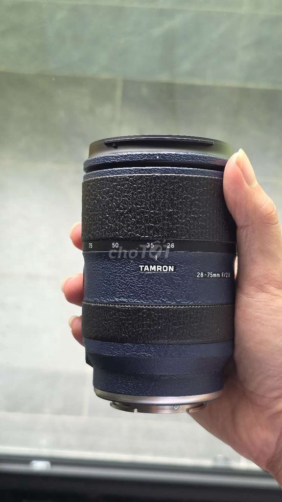 Ống kính Tamron 28-75 G2 Đen Đã sử dụng. Mua bán Máy ảnh, Máy quay tại Thành phố Thủ Dầu Một Bình Dương được đăng bởi Mặt Trăng hình 1
