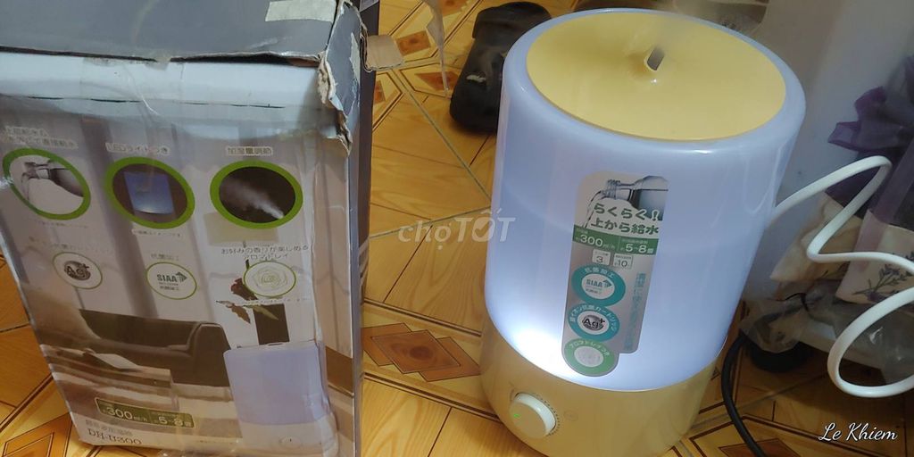 Máy bù ẩm, xông tinh dầu, từ Nhật. Mua bán Nội thất, đồ gia dụng khác tại Quận Phú Nhuận Tp Hồ Chí Minh được đăng bởi Le Khiem hình 1