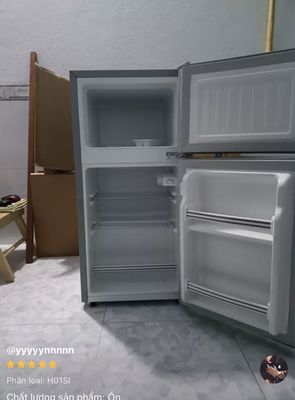 Tủ lạnh mini - màu xám