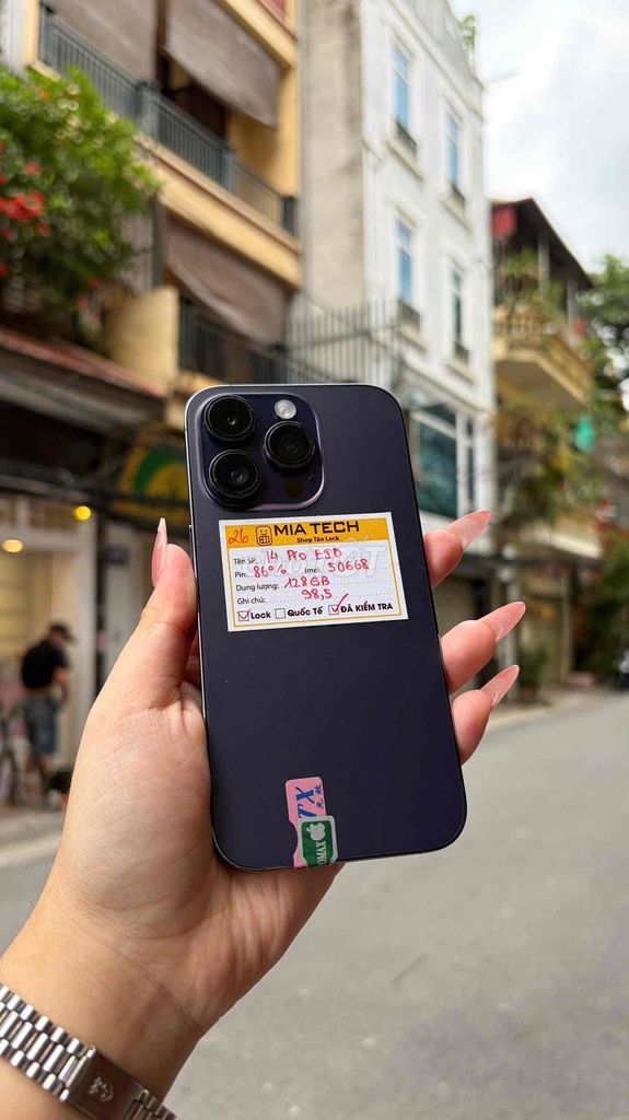 Apple iPhone 14 Pro Lock 128GB Tím 98.5%. Mua bán Điện thoại tại Quận Ba Đình Hà Nội được đăng bởi Huy Trần hình 1