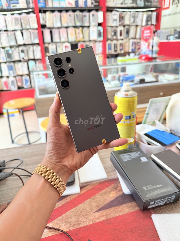 S24 Ultra 256GB Đen 99,9% Fullbox chất. Mua bán Điện thoại tại Quận Thanh Xuân Hà Nội được đăng bởi Vinh Râu Samsung hình 1