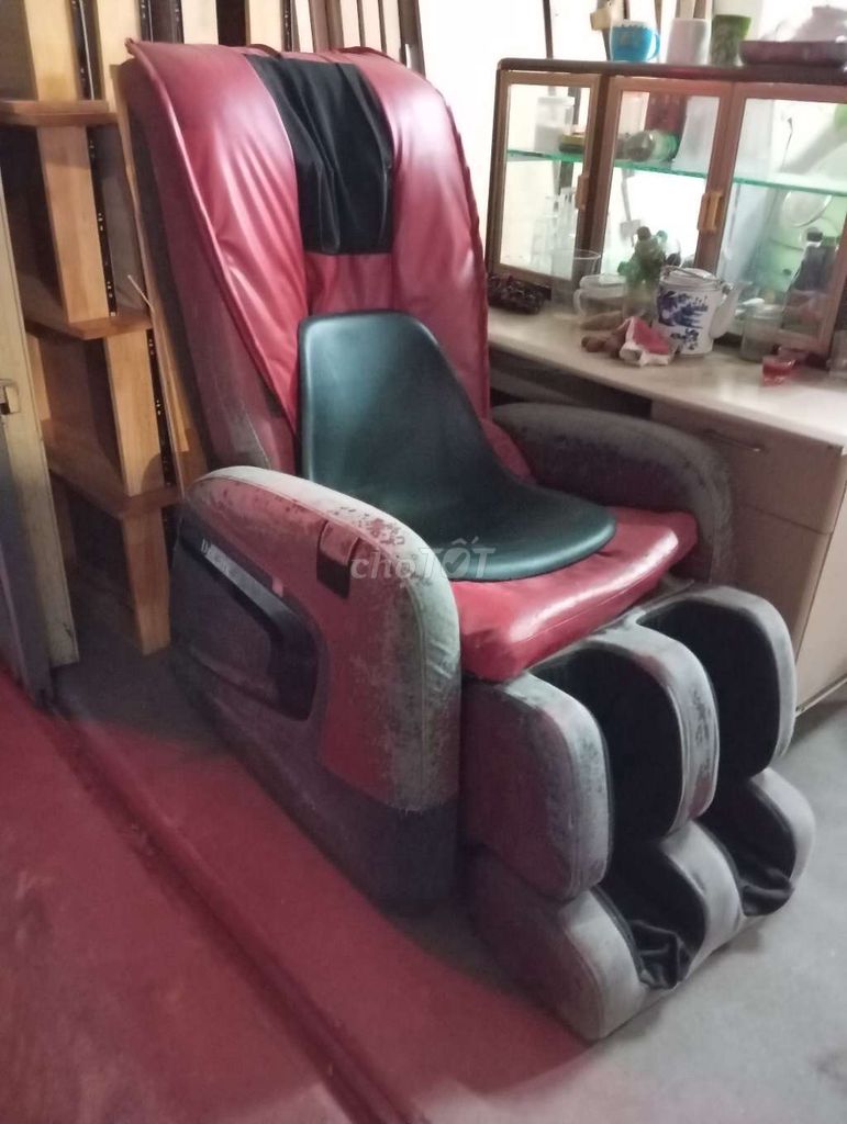 Ghế massage Dr Care Đỏ, Đen, Xám. Mua bán Bàn ghế tại Quận Hoàng Mai Hà Nội được đăng bởi Doãn Hoàng linh hình 1