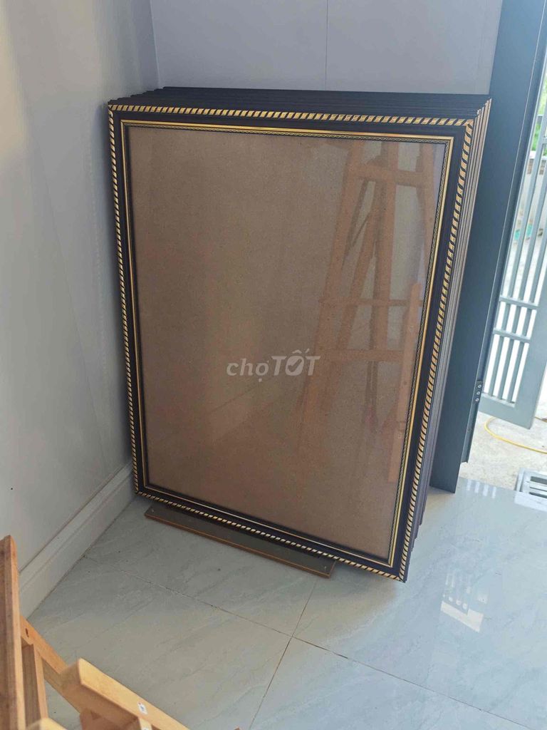Khung ảnh Kính Đen 70x90 cm. Mua bán Cây cảnh, đồ trang trí tại Quận Cẩm Lệ Đà Nẵng được đăng bởi Vy Trần hình 1