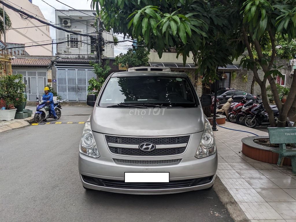 Starex 2014 máy dầu số tự động, tải van 03 chổ. Mua bán Ô tô tại Quận Gò Vấp Tp Hồ Chí Minh được đăng bởi Xuân Trường hình 3