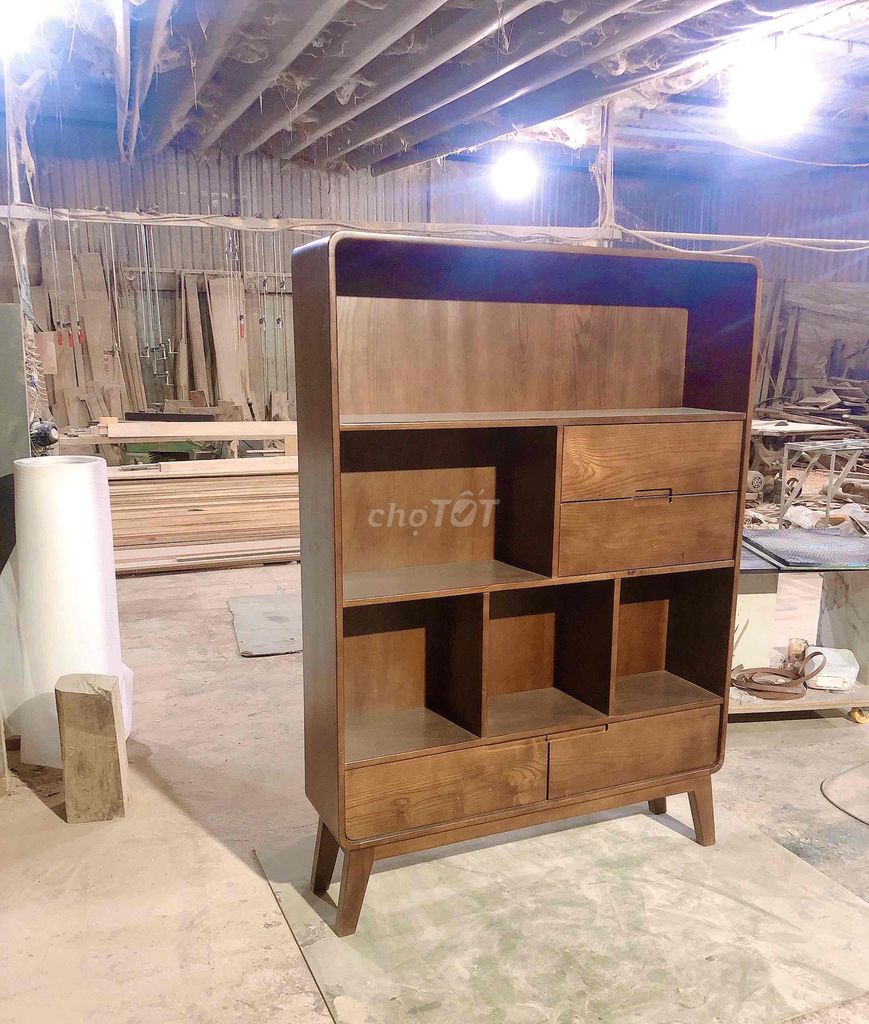 Kệ trang trí gỗ sồi tự nhiên. Mua bán Tủ, kệ gia đình tại Huyện Hóc Môn Tp Hồ Chí Minh được đăng bởi Nội Thất Minh Luật  hình 1