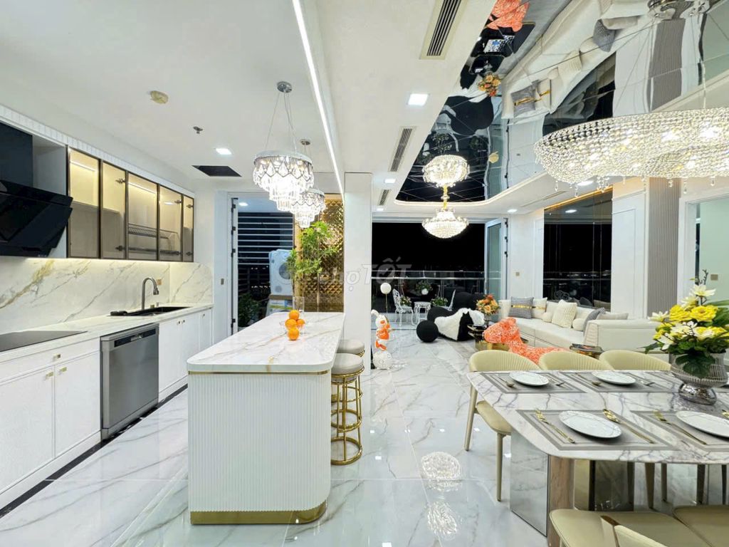 РОСКОШНАЯ МЕБЛИРОВАННАЯ 3-КОМНАТНАЯ КВАРТИРА В АРЕНДУ VINHOMES CENTRAL PARK