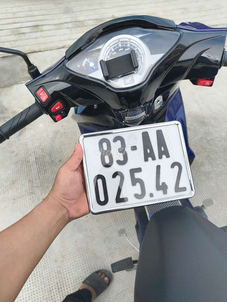 Honda Future Xanh 2000 km. Mua bán Xe máy tại Thành phố Thuận An Bình Dương được đăng bởi nguyễn văn thiem hình 5