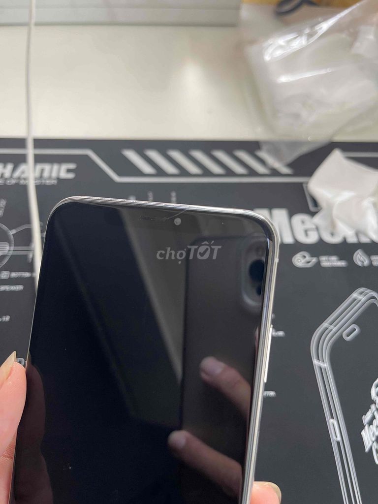Apple iPhone XS Max Trắng. Mua bán Điện thoại tại Thành phố Buôn Ma Thuột Đắk Lắk được đăng bởi Thiên Phỏm hình 1
