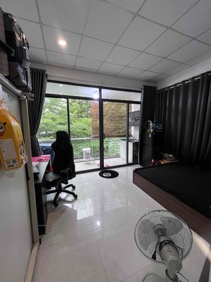 Phòng Gần VLU Đặng Thuỳ Trâm