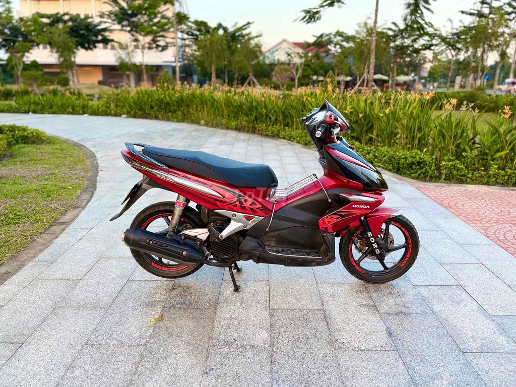 🛵Honda Air Blade Úp Thái Máy Zin Êm Ấm. Mua bán Xe máy tại Huyện Phong Điền Cần Thơ được đăng bởi Danh Hà hình 5