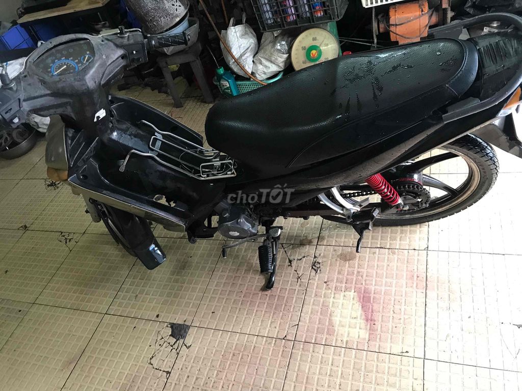 cần bán xe đi làm. Mua bán Xe máy tại Quận Bình Tân Tp Hồ Chí Minh được đăng bởi chau tuan phat hình 2