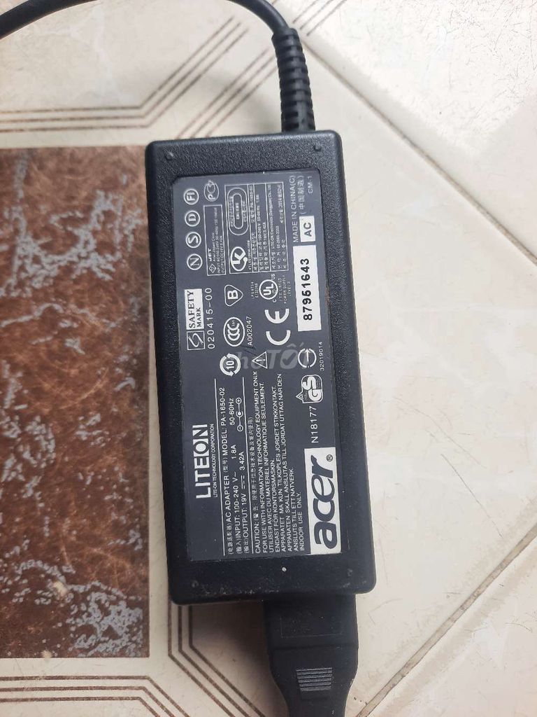 Sạc laptop acer 19v-3.42a 60w