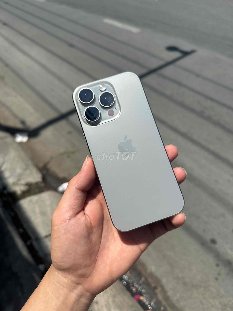 Apple iPhone 16 Pro 128GB Bạc Zin keng. Mua bán Điện thoại tại Thành phố Nha Trang Khánh Hòa được đăng bởi Việt hình 1
