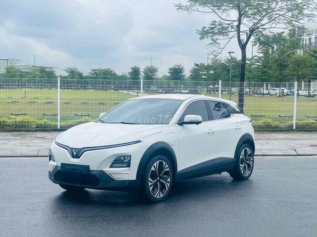 VinFast VF 6 Plus 2024 Trắng 5 vạn km. Mua bán Ô tô tại Quận Hoàng Mai Hà Nội được đăng bởi Dương Xuân Trường hình 2