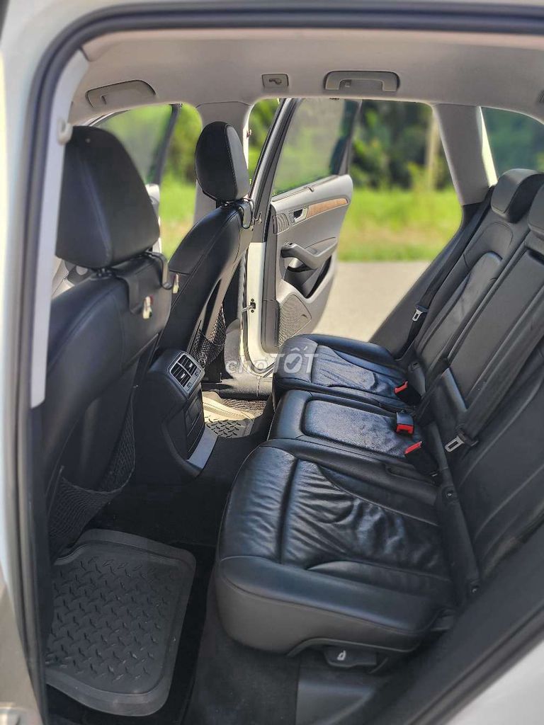 Audi Q5 2011 - 115000 km. Mua bán Ô tô tại Quận 6 Tp Hồ Chí Minh được đăng bởi Hoàn Nguyễn Quốc hình 5
