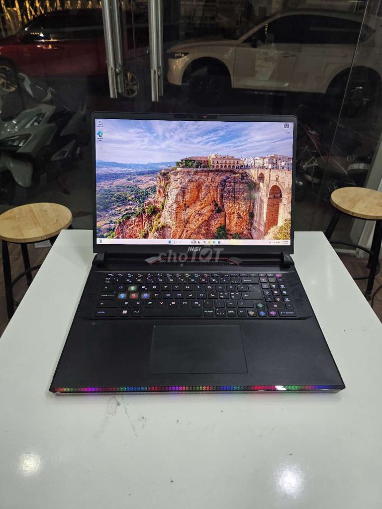 MSI GE 78HX i9 13980HX 4090 16G vRam. Mua bán Laptop tại Quận Cầu Giấy Hà Nội được đăng bởi Minh Quân Computer hình 1