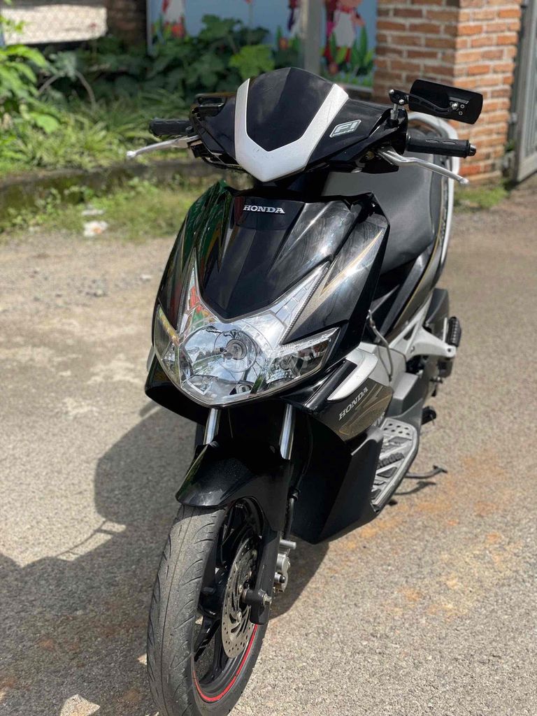 ab air blade 2010 bán hay đổi có góp xm u phong. Mua bán Xe máy tại Huyện Trảng Bom Đồng Nai được đăng bởi Của Hàng Xe Máy U Phong hình 6