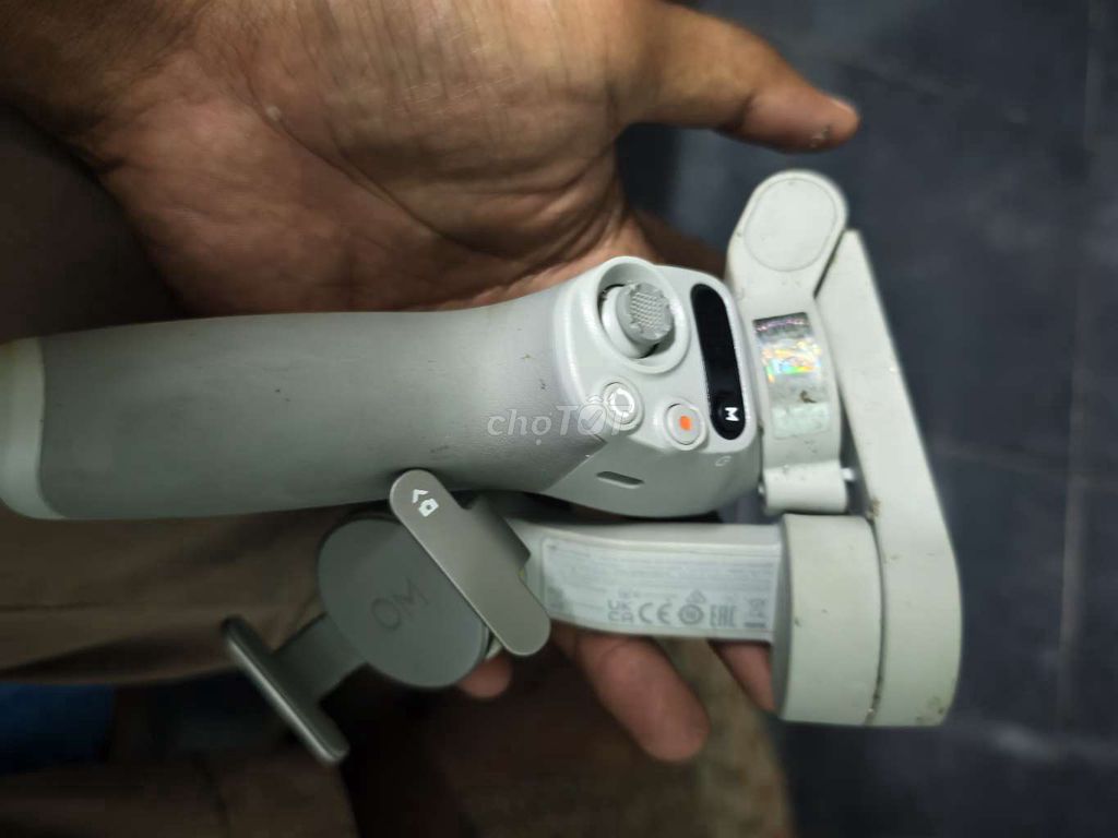Gimbal DJI Osmo Mobile SE Xám. Mua bán Phụ kiện (Màn hình, Chuột...) tại Huyện U Minh Cà Mau được đăng bởi Huỳnh Hữu Phát hình 1