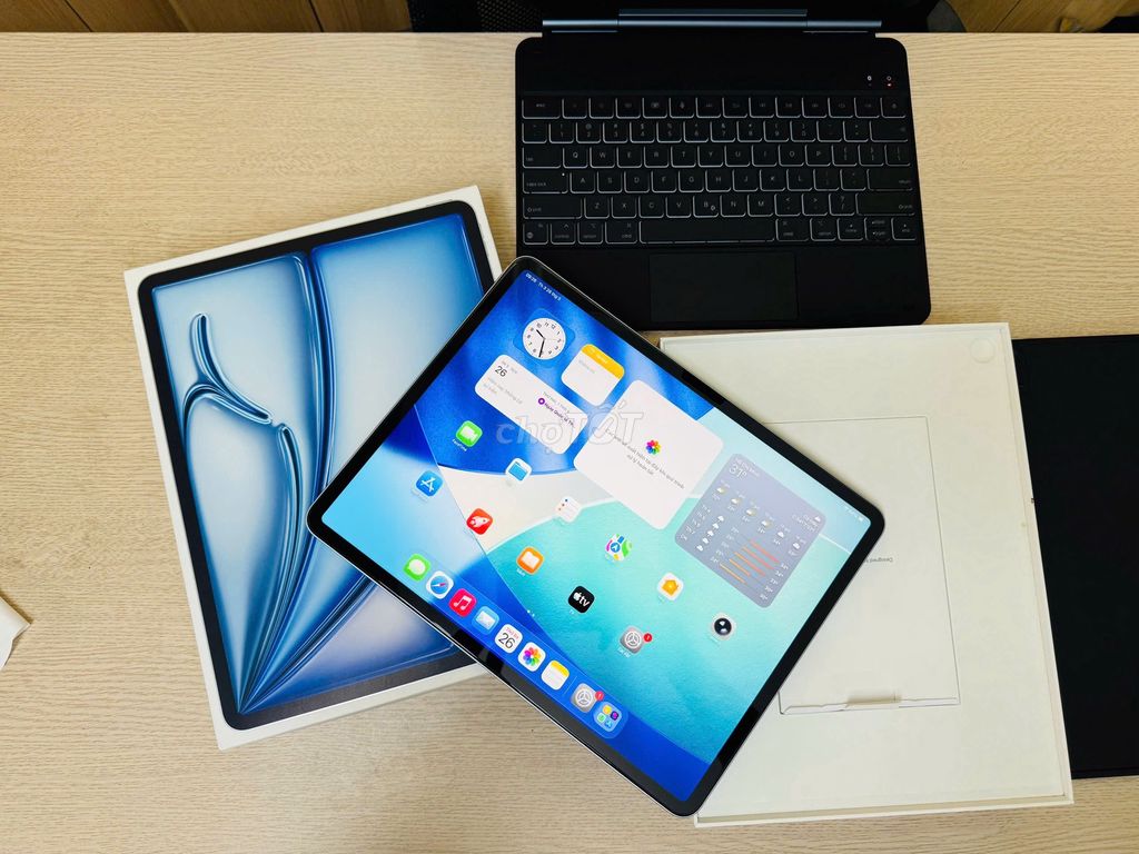 Apple iPad Air 13 inch M3 256GB PIN100 SẠC 58 LẦN. Mua bán Máy tính bảng tại Quận Đống Đa Hà Nội được đăng bởi NHẬT LỆ CAMERA hình 1