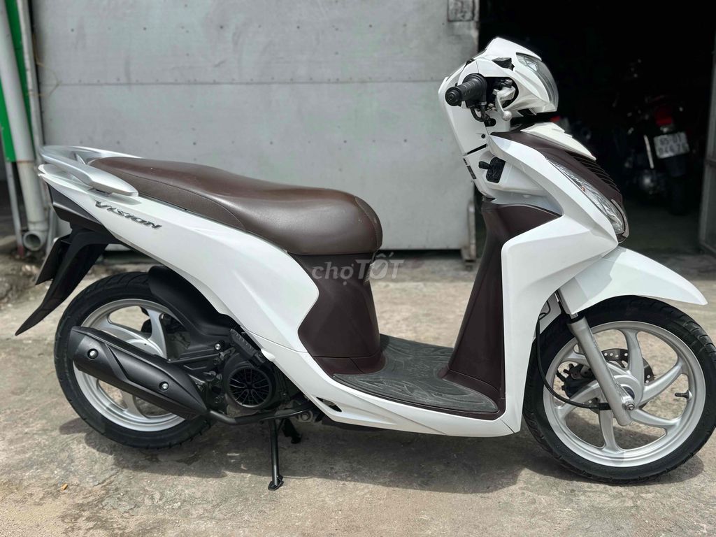Honda Vison Đề Từ / Cực Đẹp / Ngay Chủ 65. Mua bán Xe máy tại Quận Bình Thuỷ Cần Thơ được đăng bởi CỬA HÀNG XE MÁY VŨ Fi hình 3