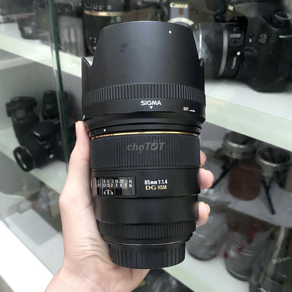 Sigma 85mm f/1.4 EX DG HSM cho Canon