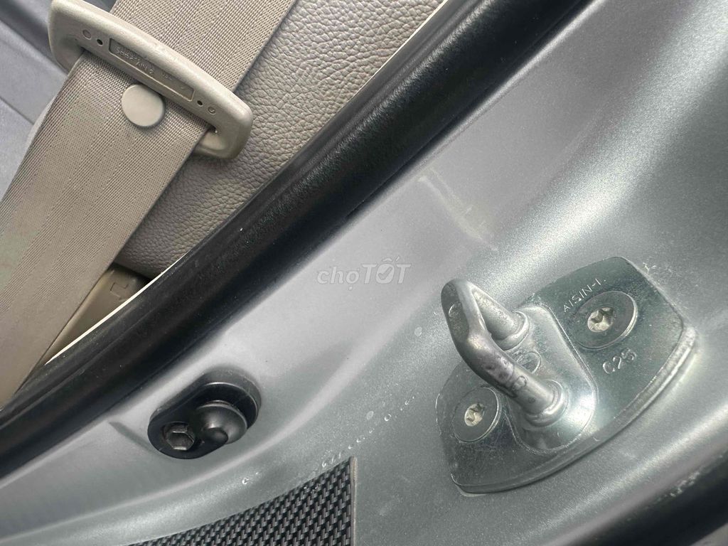 Toyota Innova 2015 2.0E - 310181 km. Mua bán Ô tô tại Quận Long Biên Hà Nội được đăng bởi TOÀN THẮNG Ô TÔ KINH BẮC hình 9