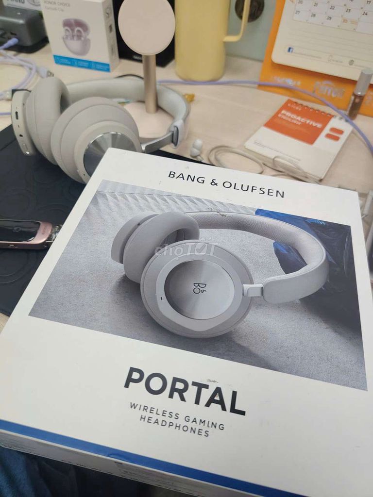 Tai nghe Bang & Olufsen Portal Xám Không dây. Mua bán Tivi, Âm thanh tại Quận 7 Tp Hồ Chí Minh được đăng bởi Thành Lê hình 1