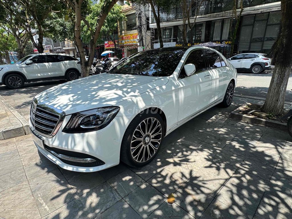 Mercedes Benz S Class 2019 S450L Luxury - 50000 km. Mua bán Ô tô tại Quận Cầu Giấy Hà Nội được đăng bởi Nguyễn Thế Dũng hình 2