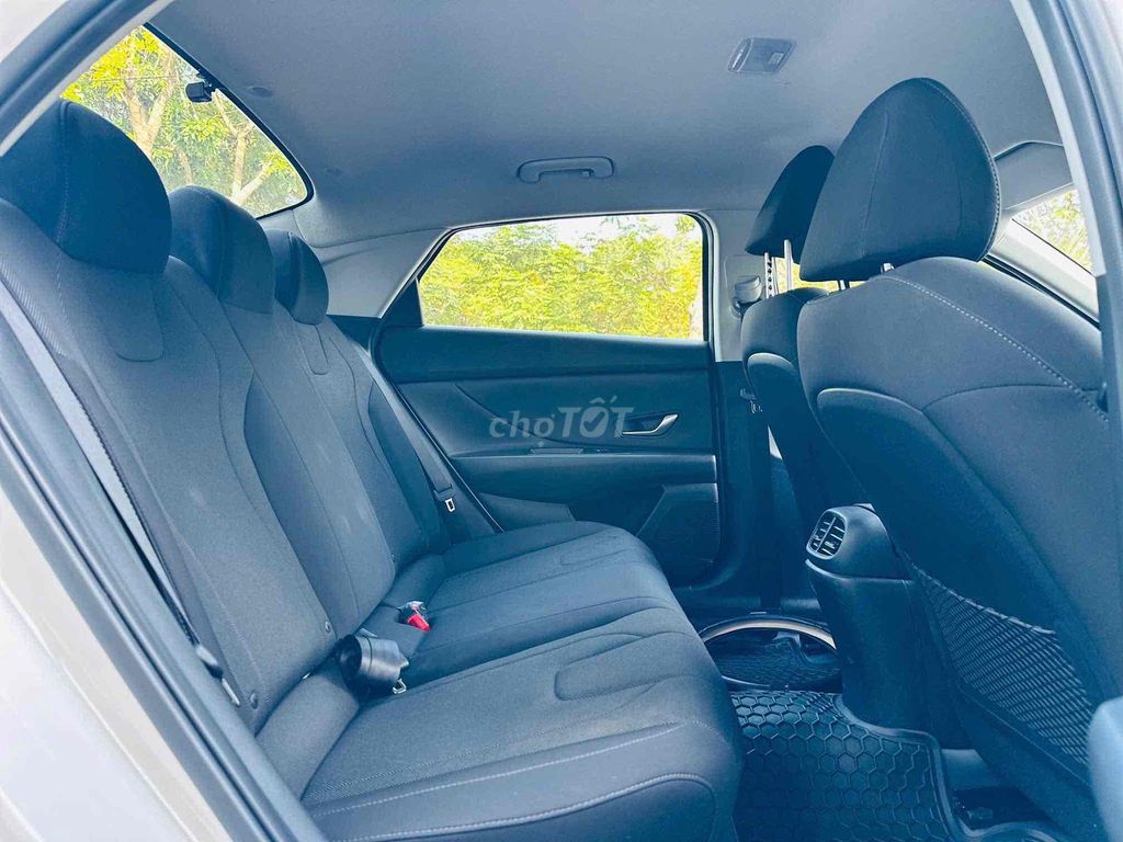 Hyundai Elantra 2023 1.6 AT Tiêu chuẩn  - 6000 km. Mua bán Ô tô tại Thành phố Thủ Đức Tp Hồ Chí Minh được đăng bởi Anh Minh STOT Bình Dương hình 10
