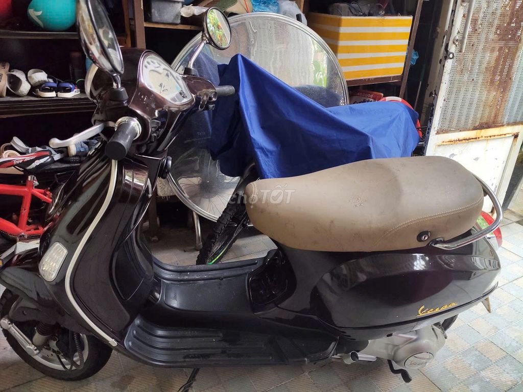 Piaggio Vespa 125 2011 Коричневый