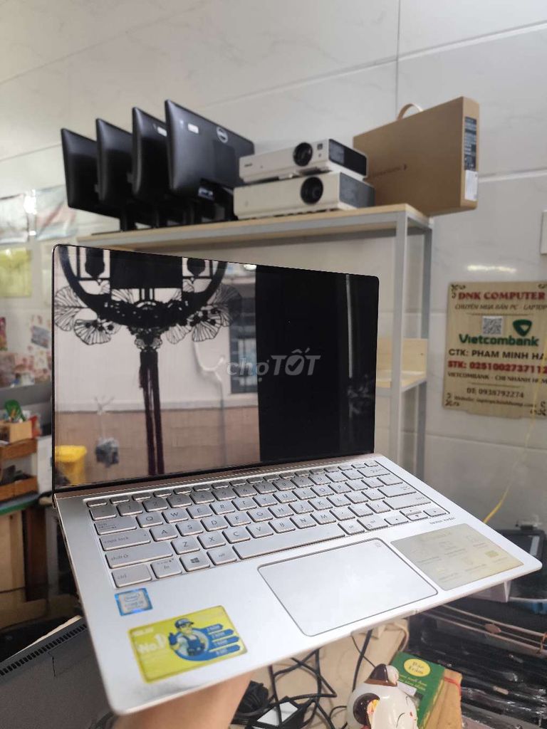 Asus Zenbook UX433 i5-8250U 14 inch 8GB/256GB. Mua bán Laptop tại Quận 6 Tp Hồ Chí Minh được đăng bởi Hải hình 1